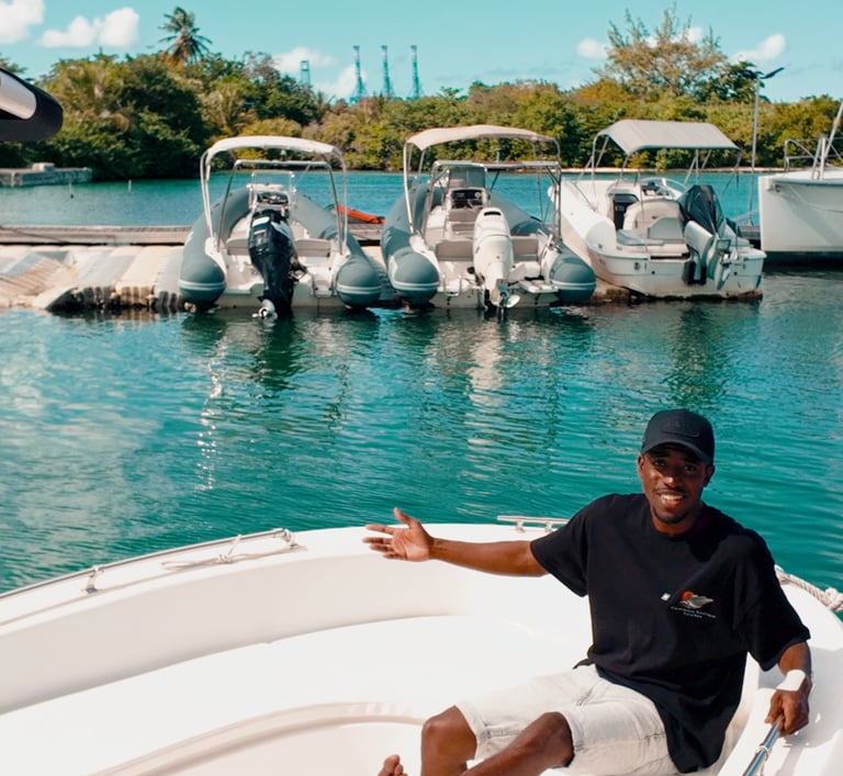 Bateau Forboat 23 idéal pour explorer les lagons de Guadeloupe