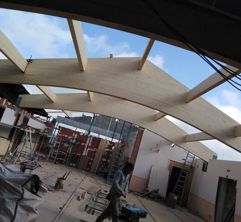 Charpente maison ancienne Comminges, artisan bois local