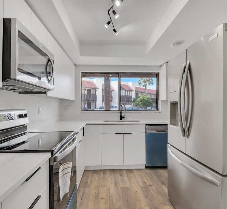 Picture of kitchen renovation by White and Wood Custom Carpentry in Orlando Florida