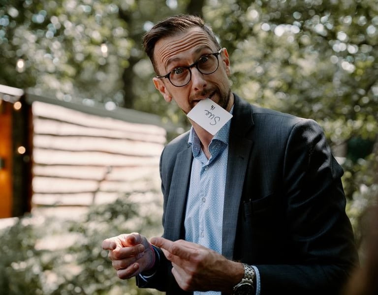 ✨Close-Up Chris✨Magician 