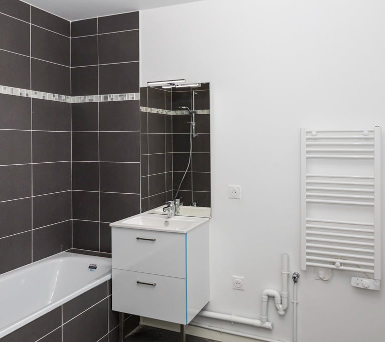 EPINAY_immeuble_esprit enghien_salle de bain