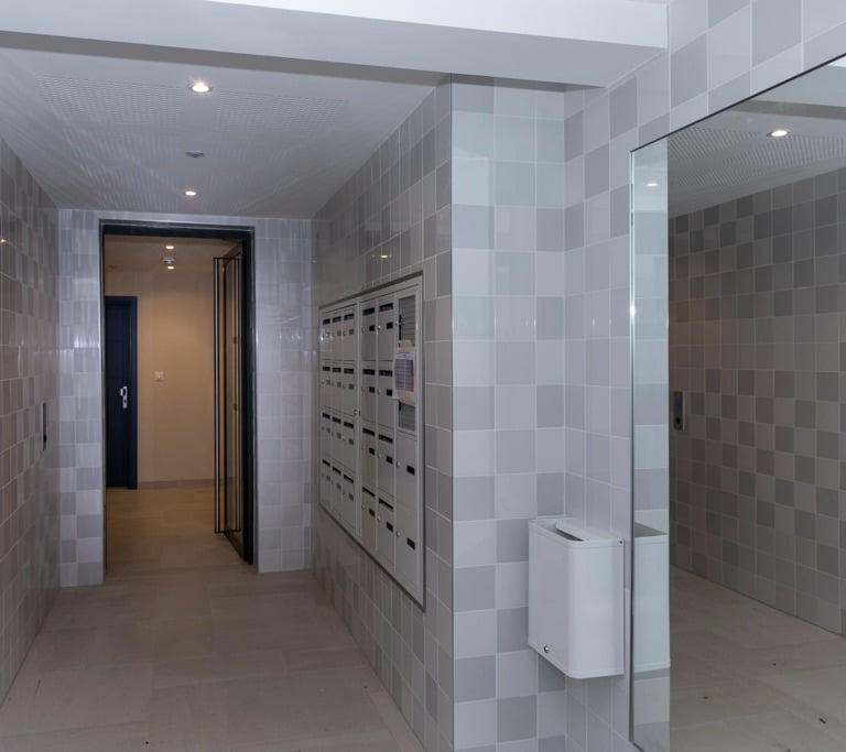 EPINAY_immeuble_esprit enghien_hall2