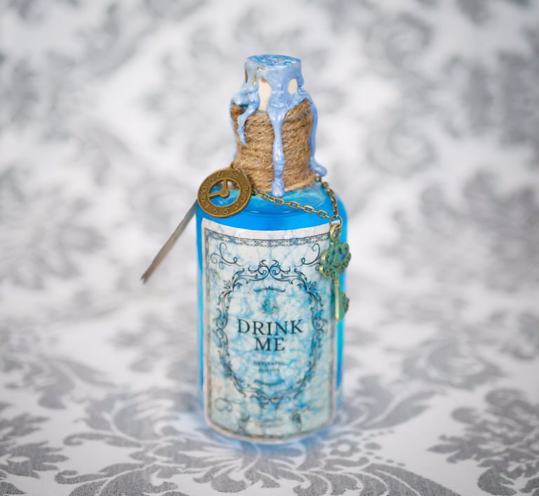 potion magique Alice au pays des merveilles édition collector limitée drink me