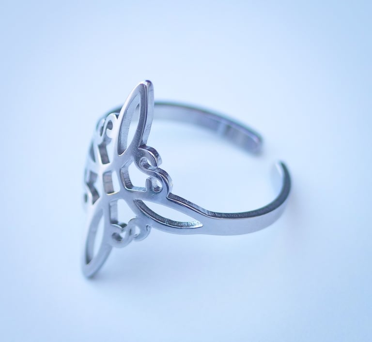 bague gothique sorcellerie halloween celtique sorcière