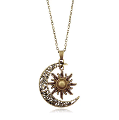 collier esoterique magie occulte soleil lune astres