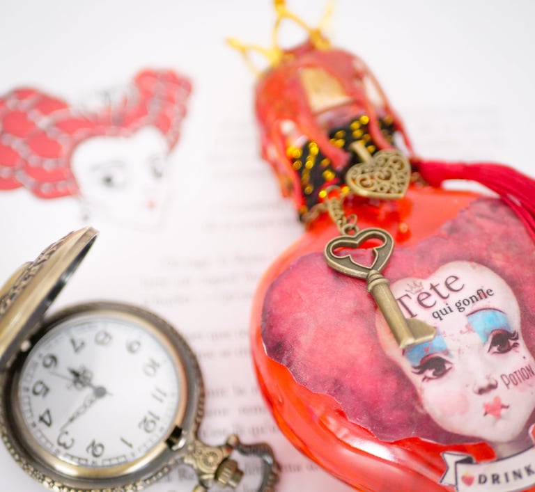 Red Queen's Evil - Queen of Hearts Alice in Wonderland Potion Collection