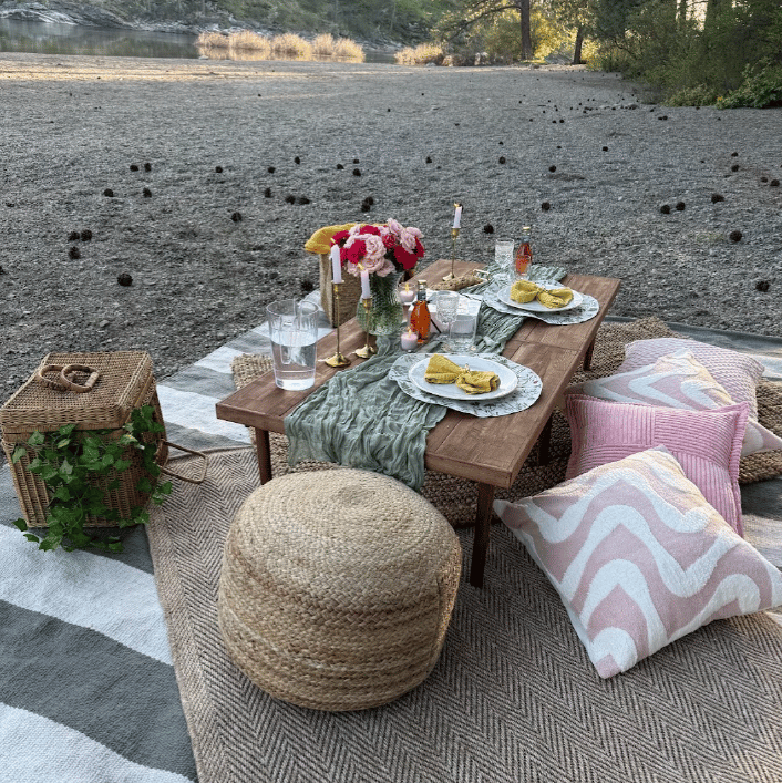 things-to-do-in-cda-luxury-picnic.jpg