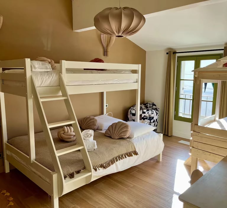 location villa Aigues-Mortes pour groupe avec 4 chambres