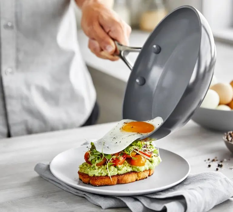 Best non-toxic ceramic cookware sets for 2026: PFAS-free pans