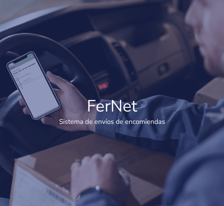 hombre en un auto con el celular en la mano