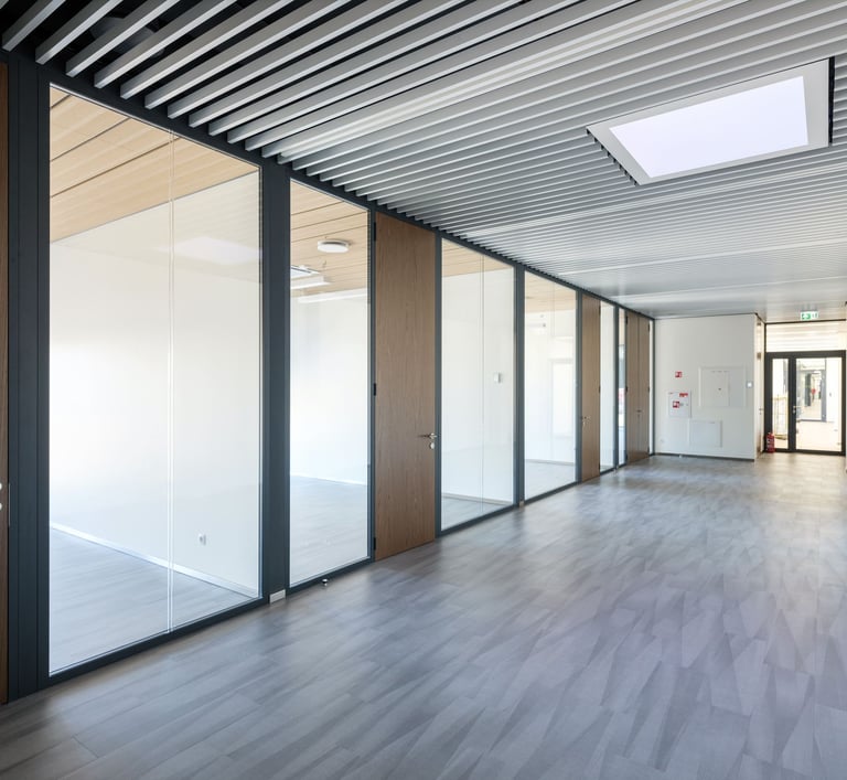 Amtico lvt grindys biure
