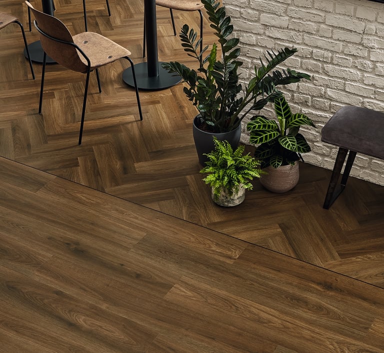 sp262-ss5w1240-saddler-oak