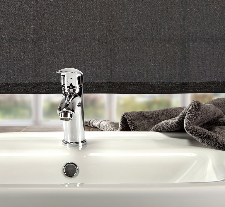 screns rollo shape courtin from vertilux