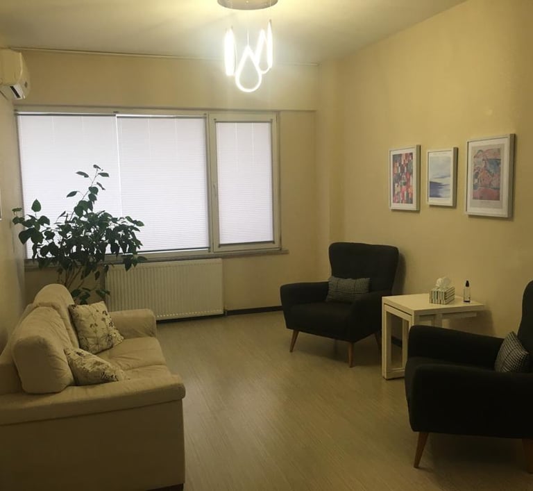 çorlu psikolog levent kurt aile danışmanı