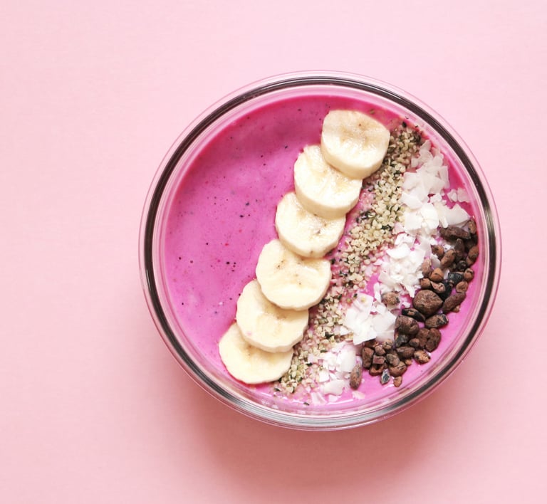 bowl-sain-équilibré-rose-banane