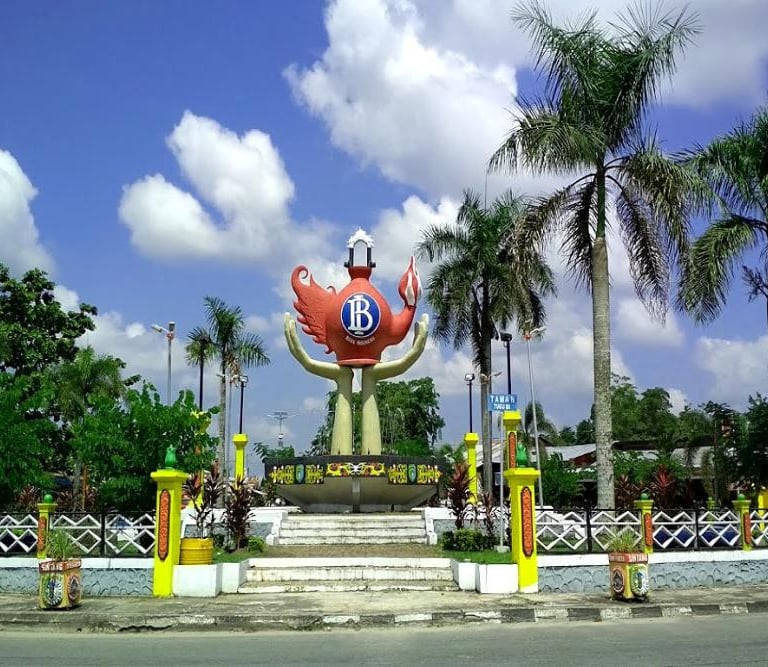 Tugu BI Sintang