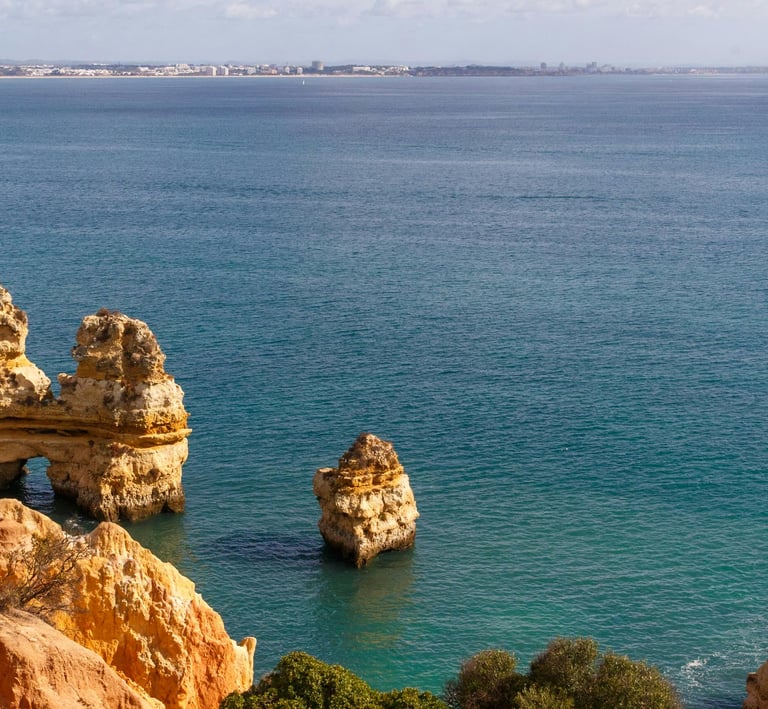 Wo sind die schönsten Felsen an der Algarve 
