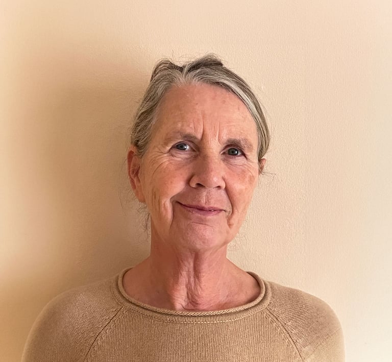 Dr. med. Beate Gruner in ihrer Gutachtenpraxis