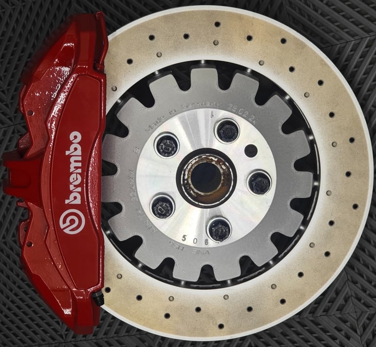 Brembo GT350 calipers retrofitted onto the MQB platform with option of running 360 to 390mm rotors