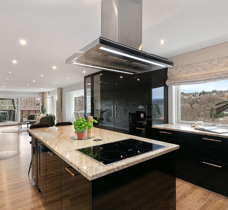 Skinnende rent kjøkken etter profesjonell rengjøring Oslo