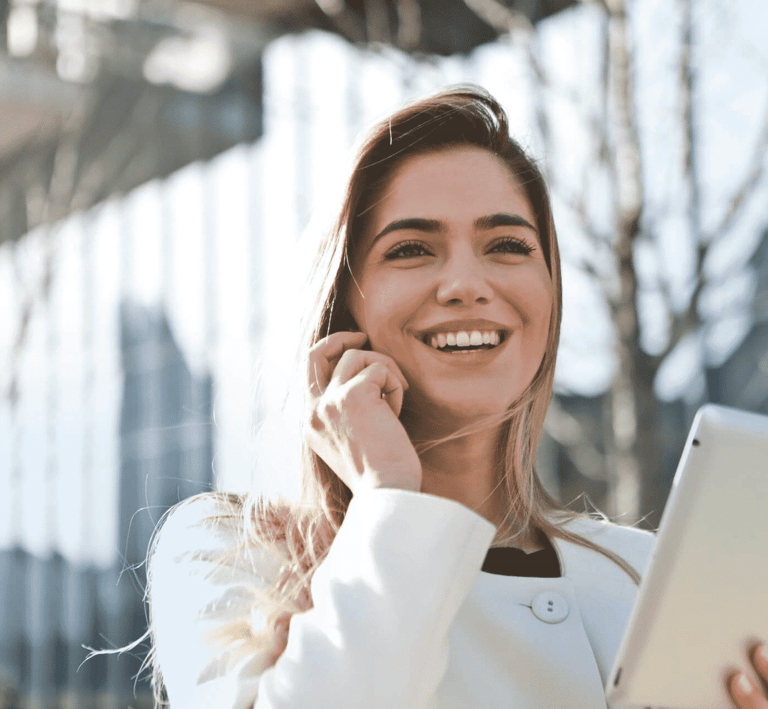 Femme au téléphone