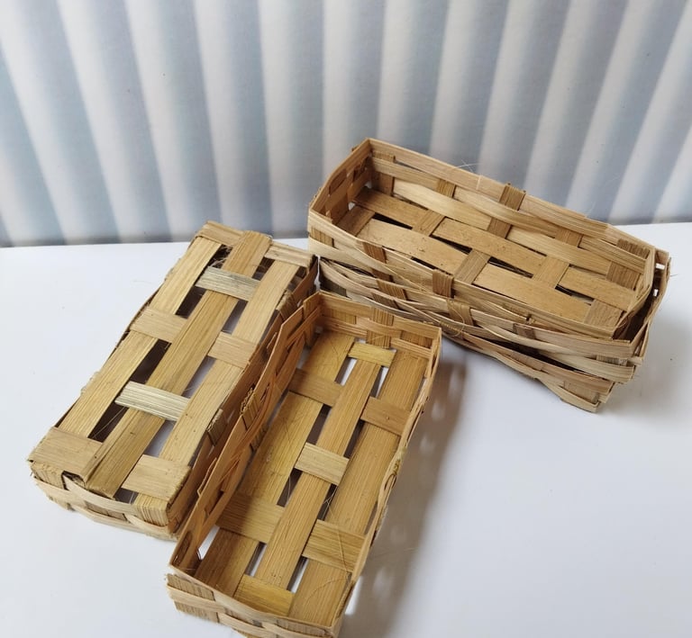 Keranjang Bambu sebagai wadah ikan pindang, ikan cue, ikan tongkol dan lainnya.