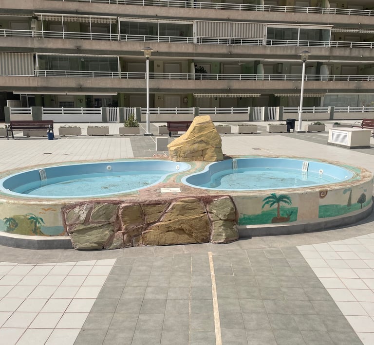 piscina infantil complejo Marina Azul I Tavernes