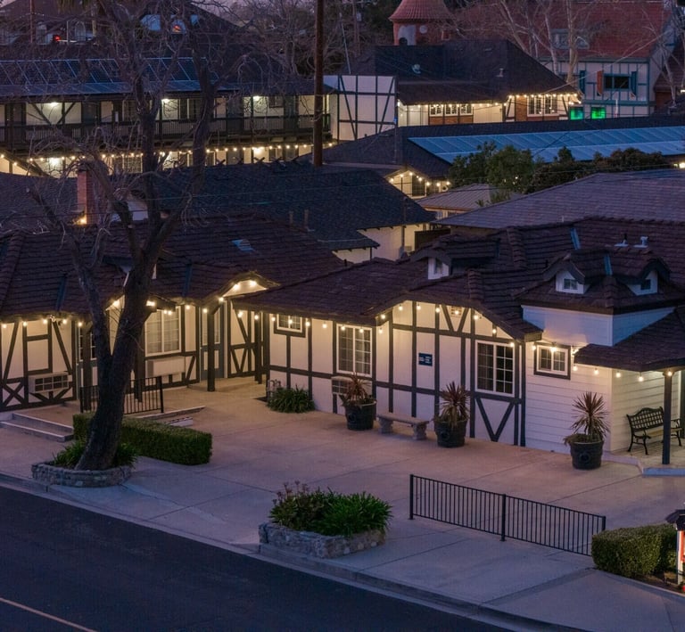 Solvang Inn & Cottages