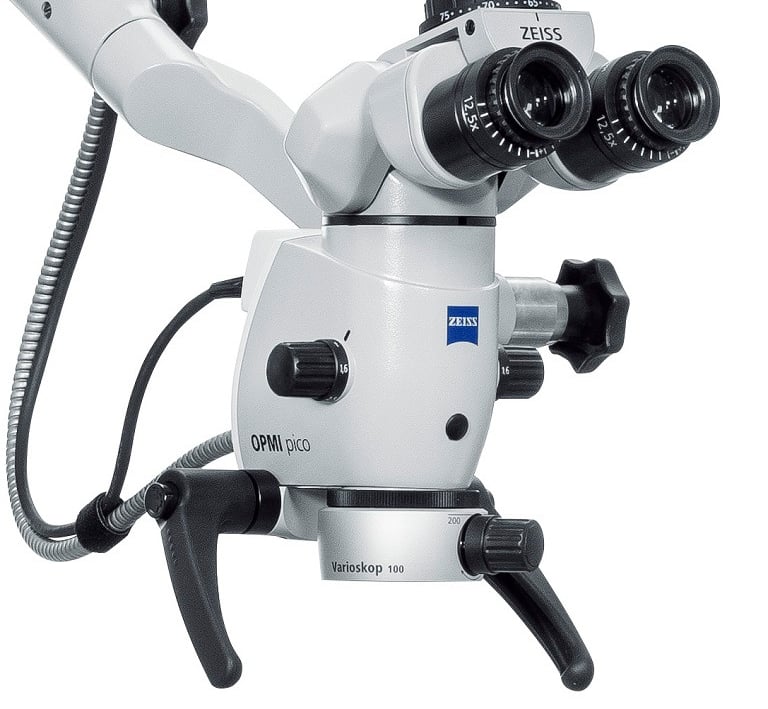Dental microscope for micro-dentistry at the best Speciality dental clinic near Malad and Andheri Mumbai