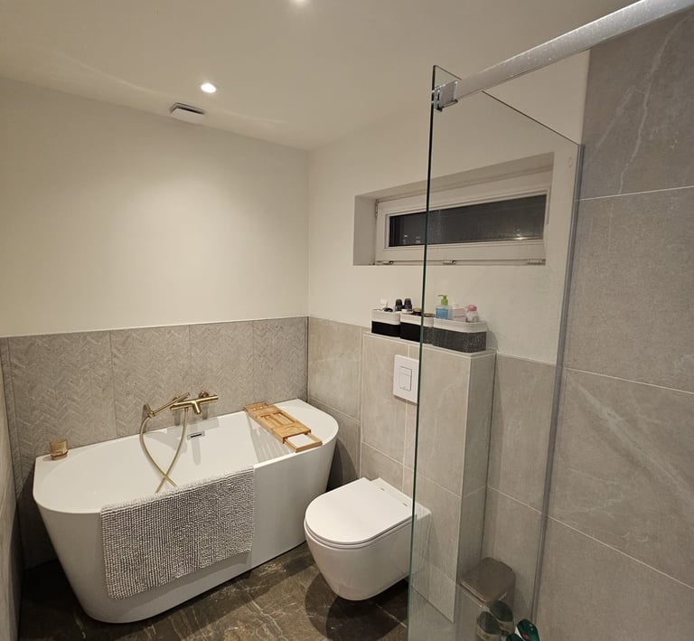 latex spuitwerk badkamer