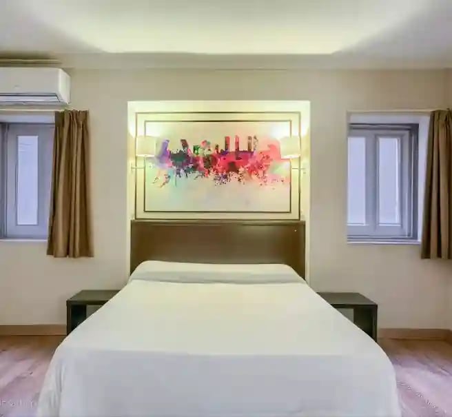 habitacion-con-cama-de-matrimonio-hotel castilla fuenlabrada