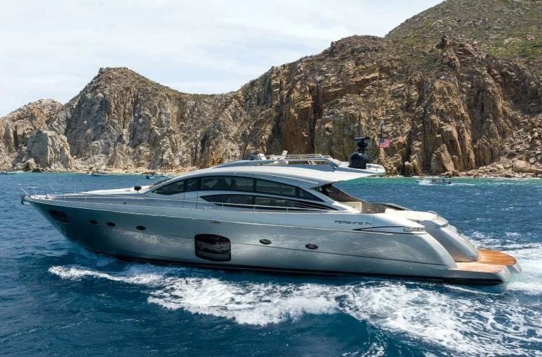 Yate Pershing 75 en renta cabo san lucas