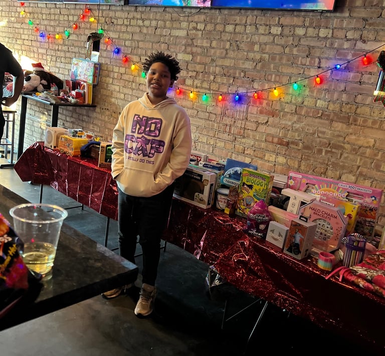 365 We Thrive youth performing community service