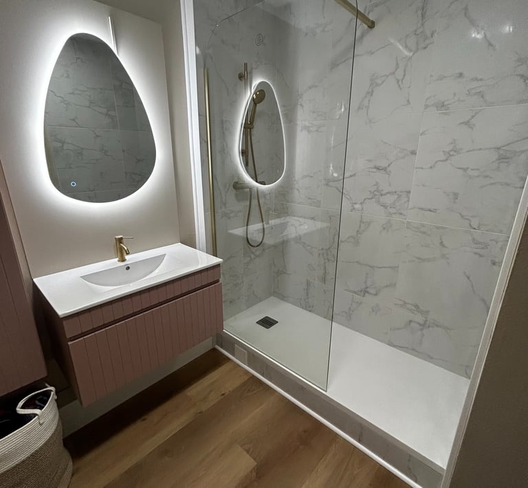 carrelage douche à l'italienne effet marbre