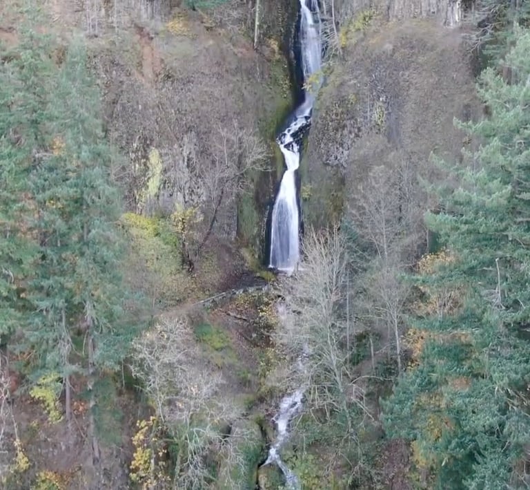 Horsetail Falls in Columbia Gorge Oregon