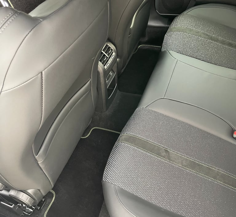 Sièges voiture propres