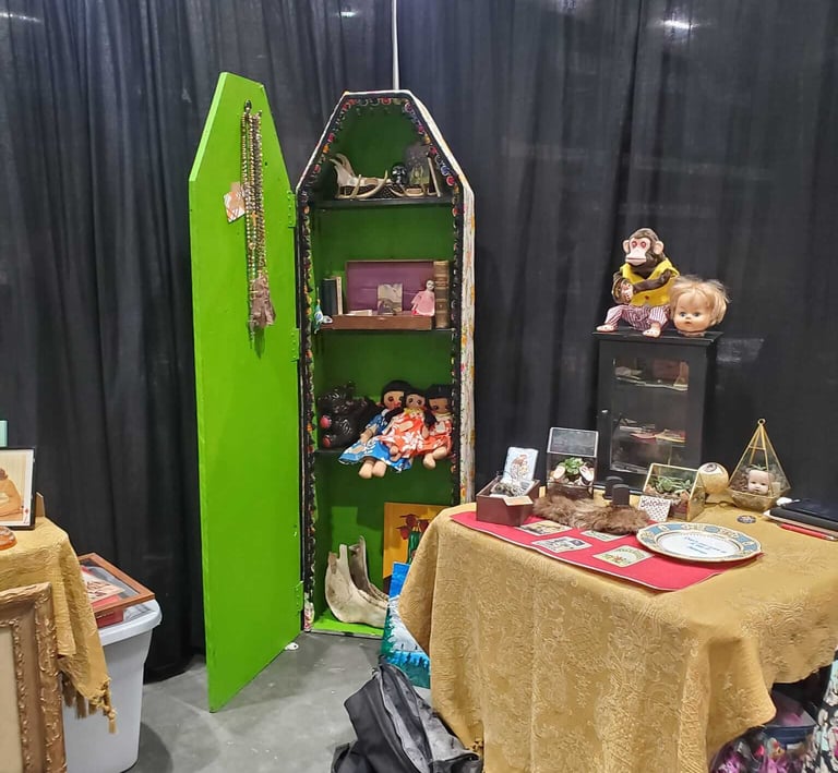 Curious and odd products to stimulate the imagination