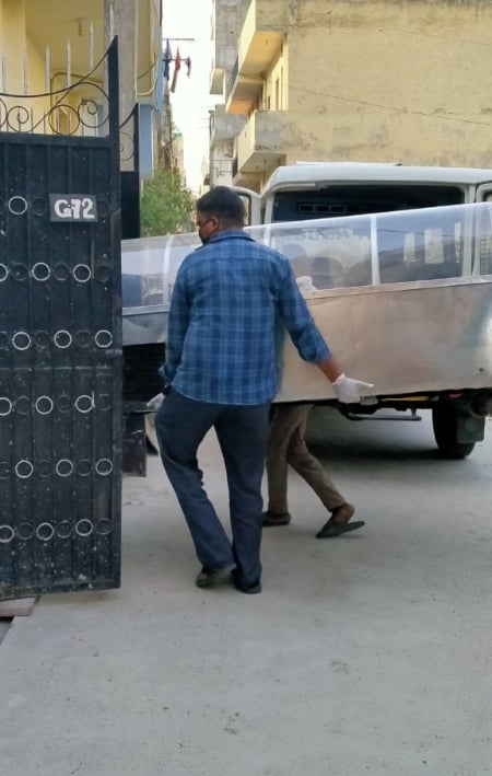 Dead body ice box in Ghaziabad 