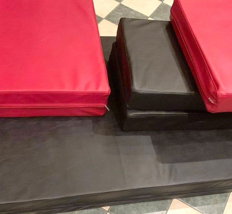 Fábrica de colchonetas a medida. Con o sin funda. Placas de goma espuma para colchonetas.