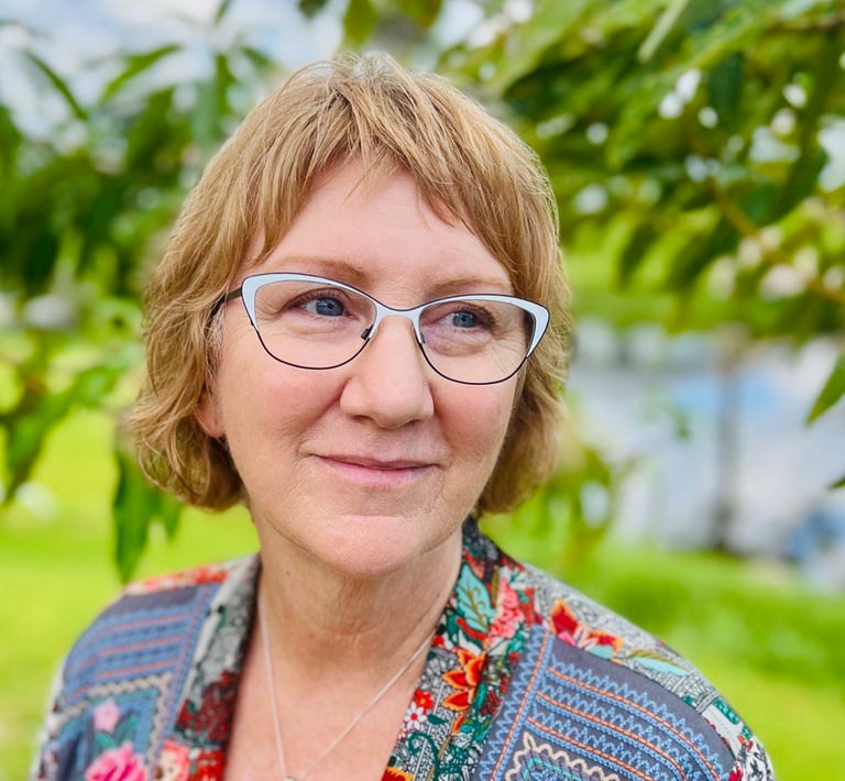 Deb-Larson-Jungian-Life-Coach