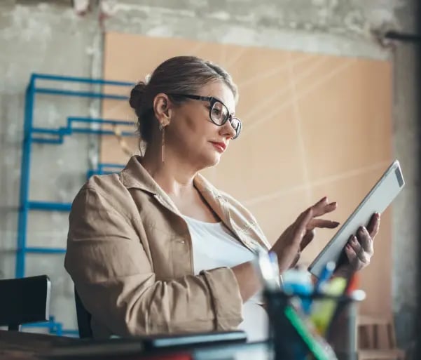 woman registering her business on google
