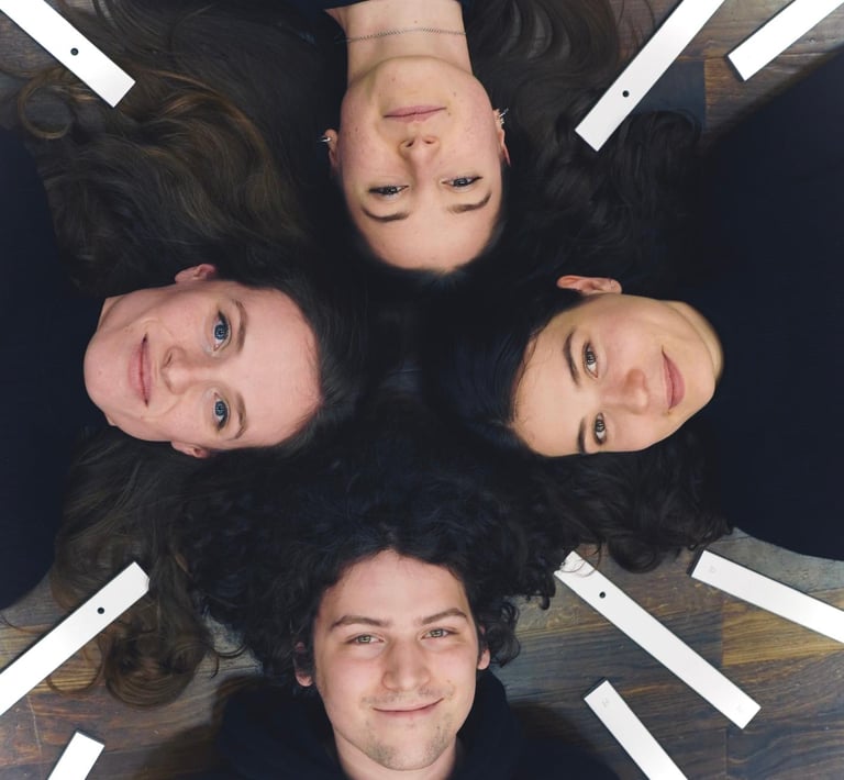 Franziska Graz mit dem Silberwort Ensemble