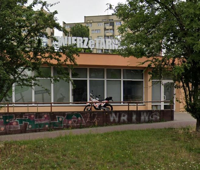 Zwierzętarnia - widok od strony ulicy