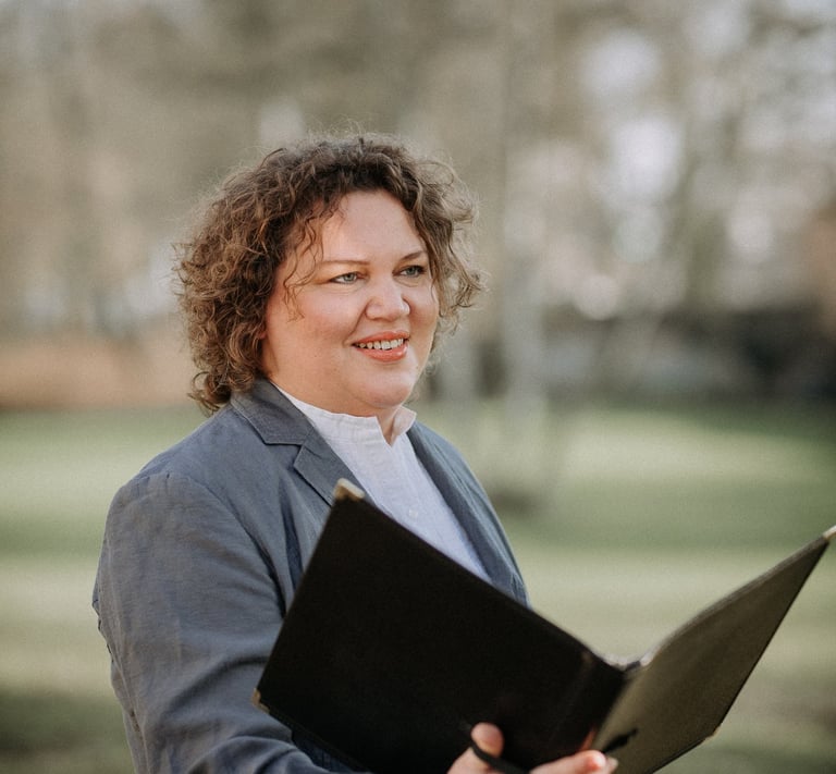 Trauerrednerin Daniela Dietz Frankfurt