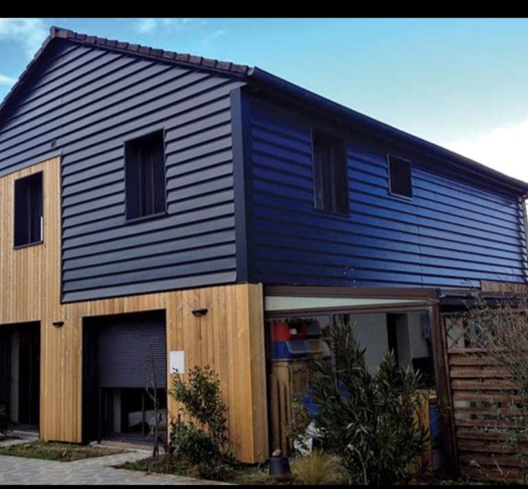 Bardage sur mesure maison.