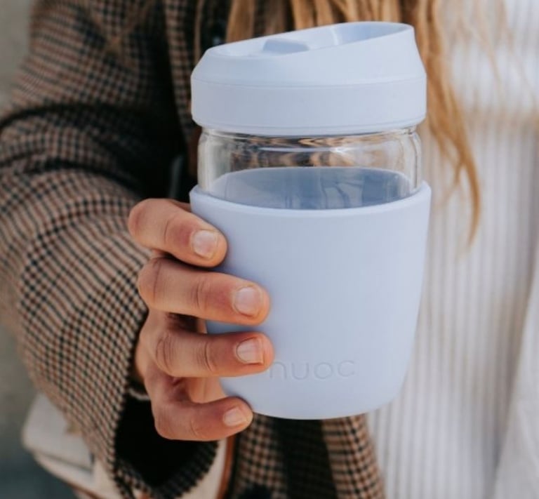 daugkartinis kavos puodelis iš stiklo