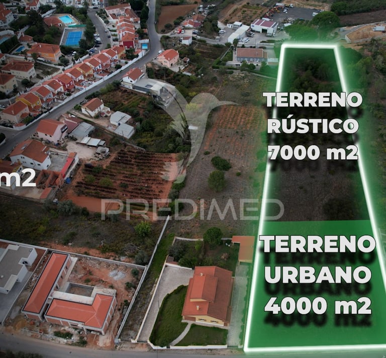 Terreno de 11000 metros quadrados em Alenquer