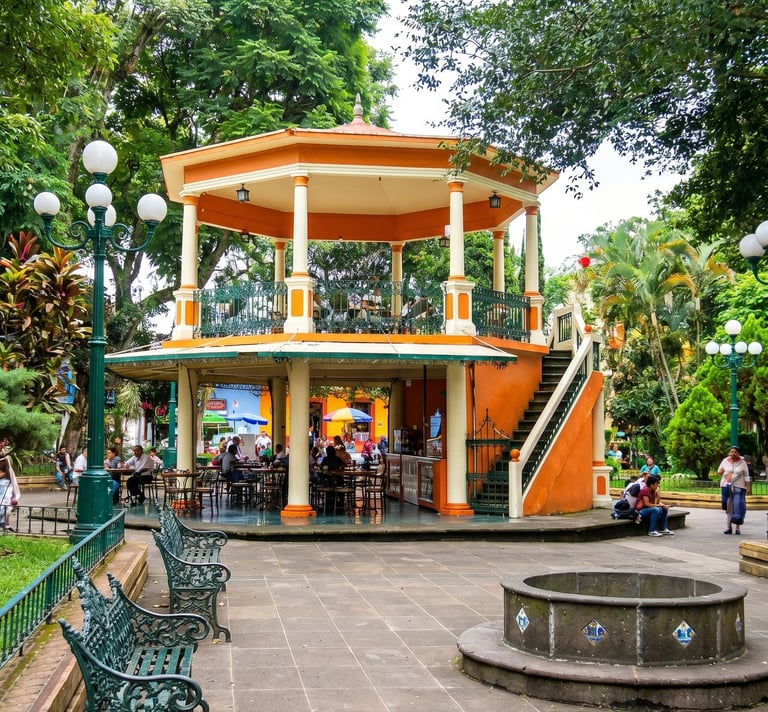 Parque Hidalgo en el centor historico de Coatepec Veracruz