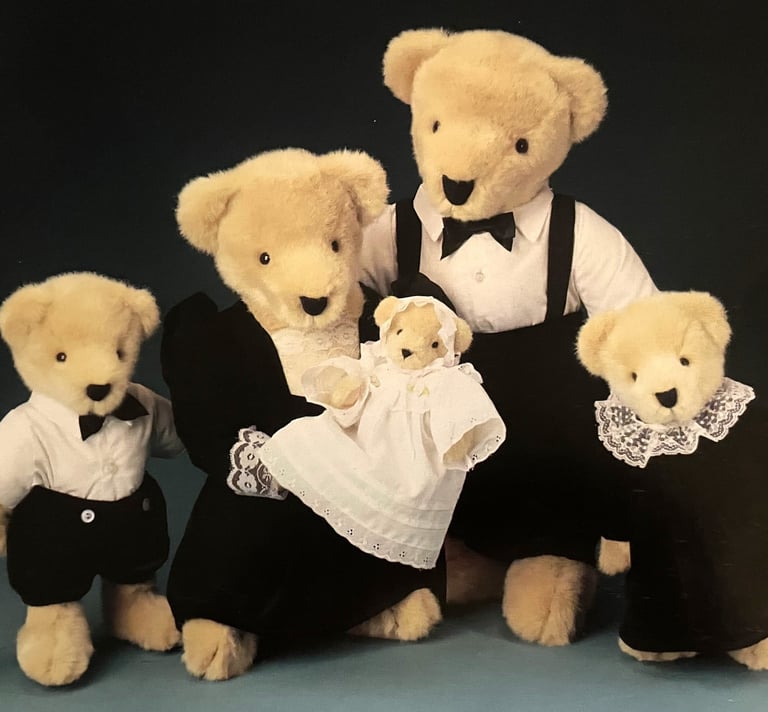 Muffy VanderBear Family teddy bears dressed in classic black velvet dinner wear
