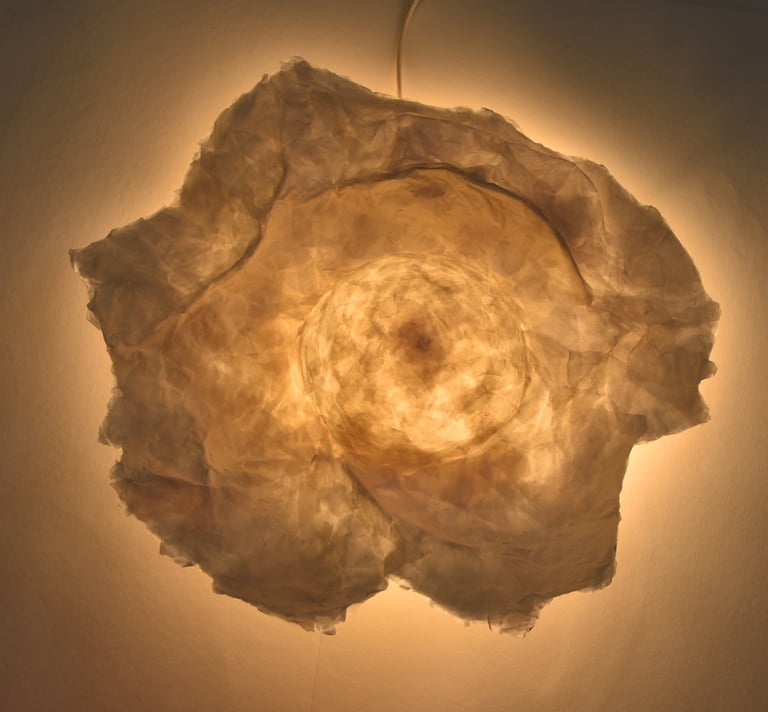 sculpture papier applique murale chapeau Sète